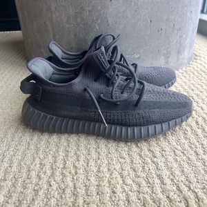 Adidas Yeezy  Boost 350 V2